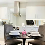 Hyde Park, Central London Apartment